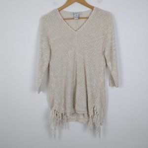 💥 EUC American Rag Cie V Neck Frayed Sweater